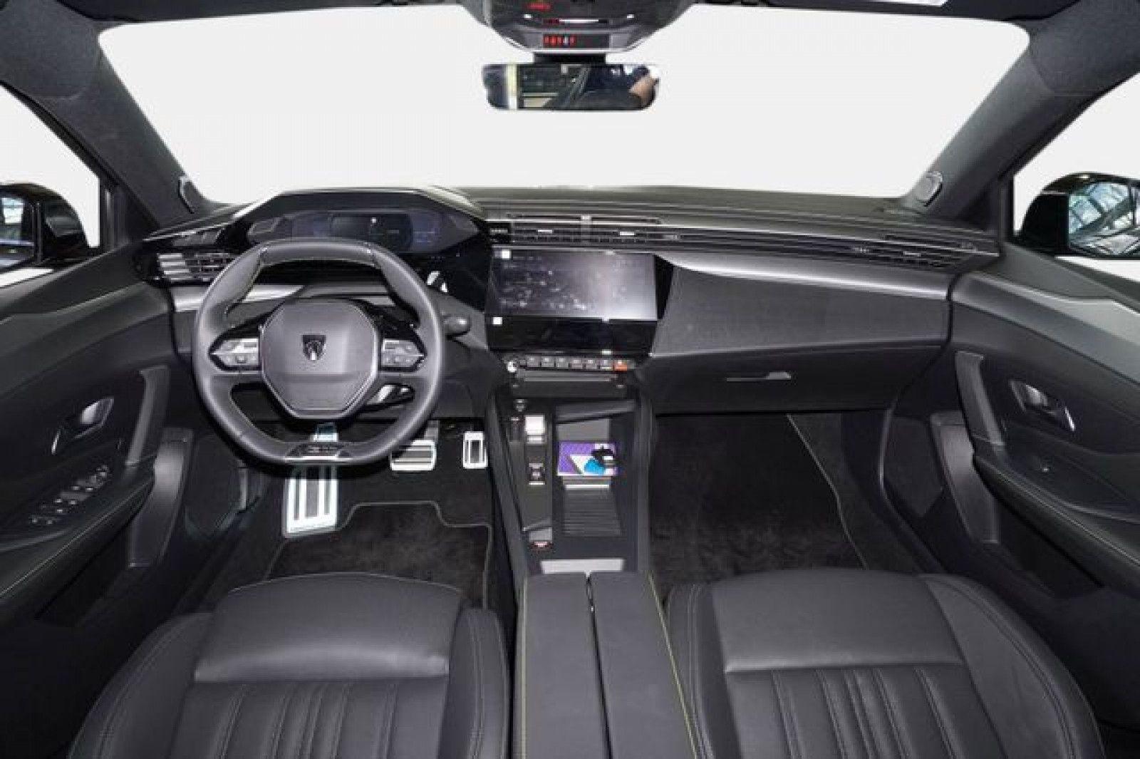 Peugeot 408 Hybrid 225 e-EAT8 GT