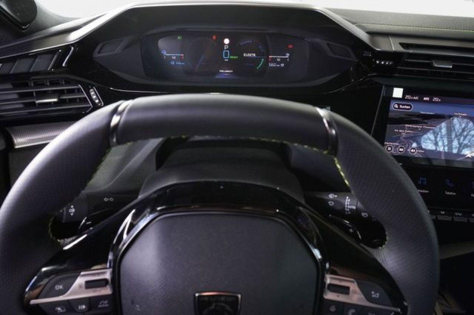 Peugeot 408 Hybrid 225 e-EAT8 GT
