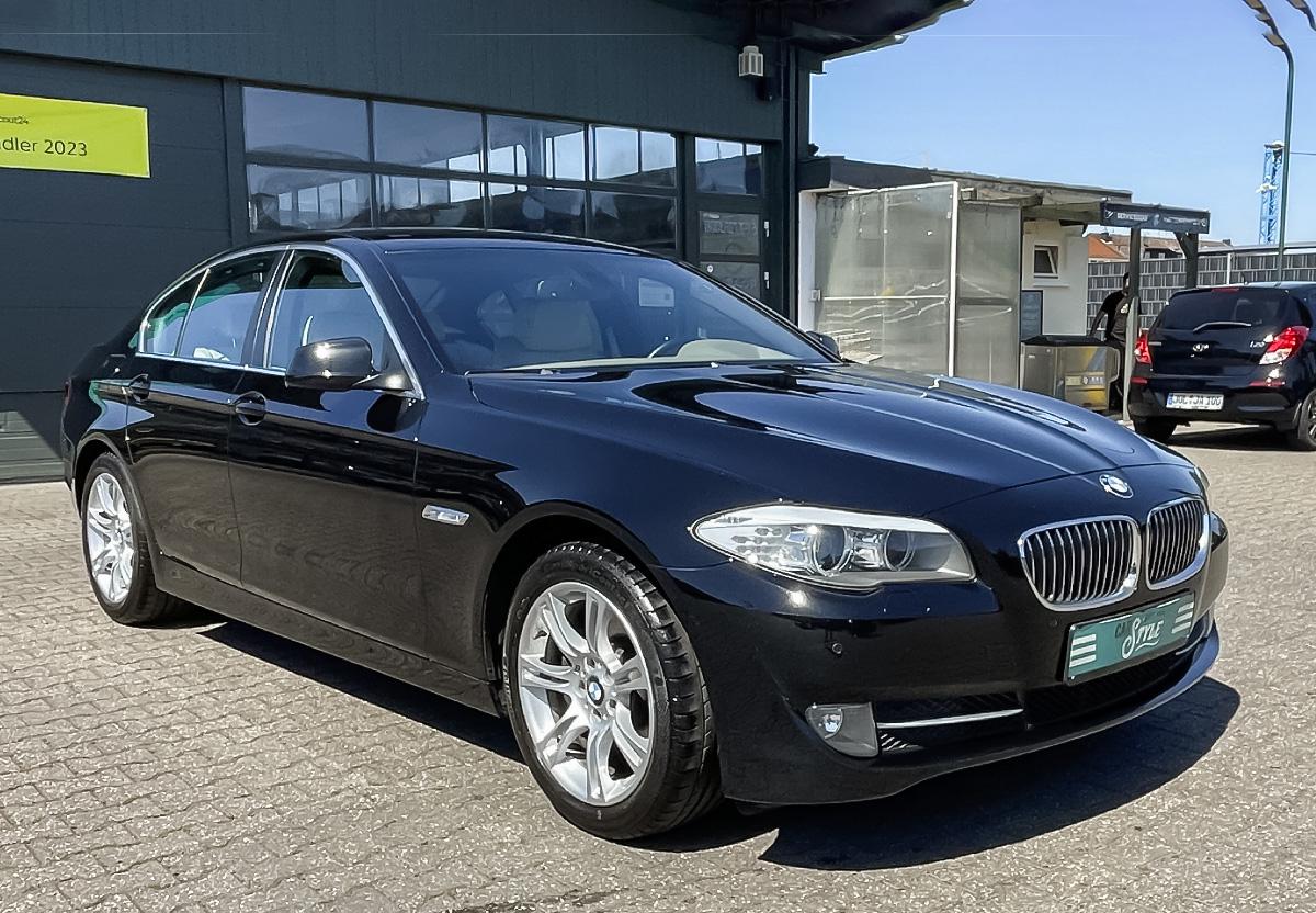 BMW 520 d NAVI SHZ PDC HEAD UP