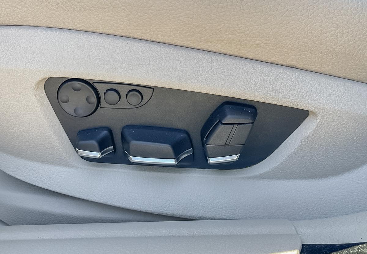 BMW 520 d NAVI SHZ PDC HEAD UP