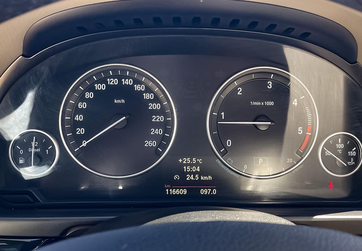 BMW 520 d NAVI SHZ PDC HEAD UP