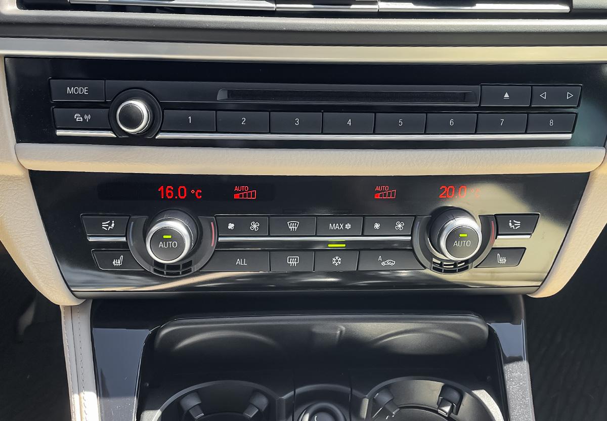 BMW 520 d NAVI SHZ PDC HEAD UP