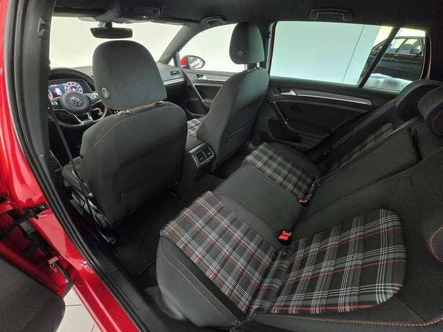 Volkswagen Golf VII Lim. GTI Performance *LED *PDC Wenig Km
