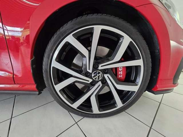 Volkswagen Golf VII Lim. GTI Performance *LED *PDC Wenig Km