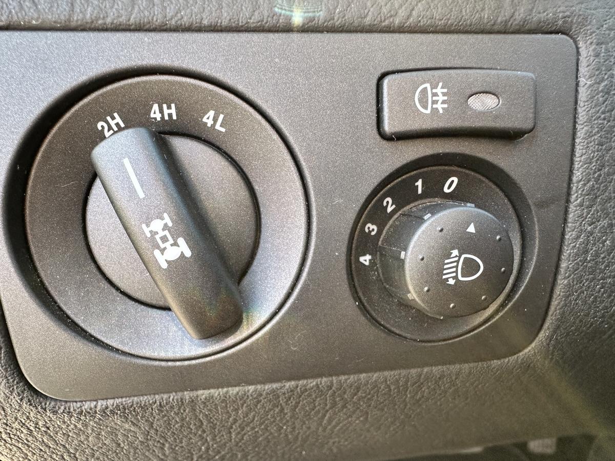 Ssangyong REXTON Sapphire 2.2 D A/T AHK 3.5t