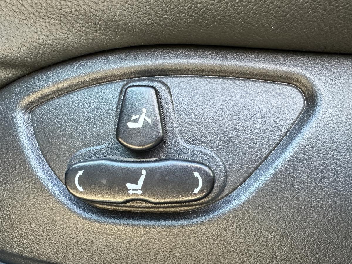 Ssangyong REXTON Sapphire 2.2 D A/T AHK 3.5t