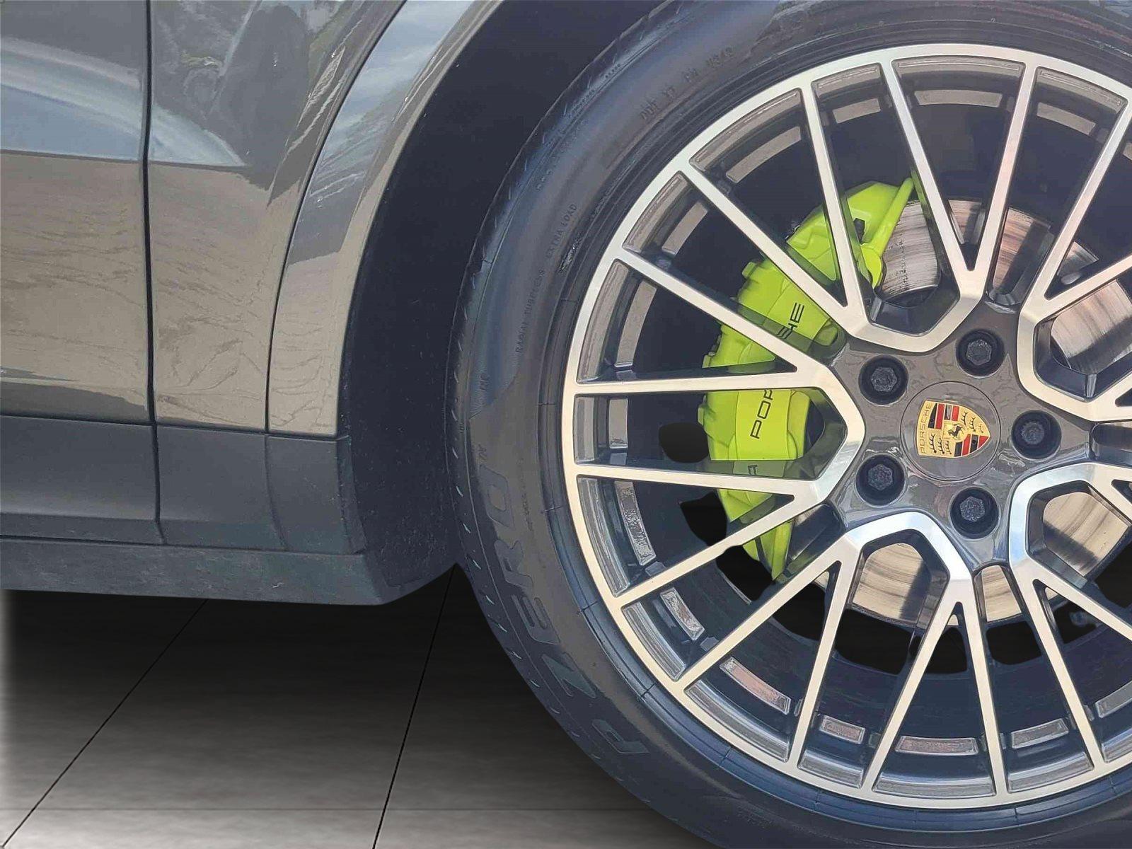 Porsche Cayenne Coupé E-Hybrid Luftfederung Vierradlenk 21 Zoll MatrixLED