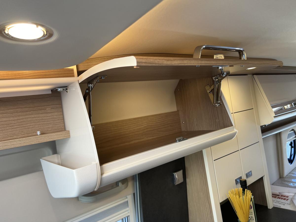 Malibu Van Diversity 640 LE K GT Skyview+180PS+ACC+Markise