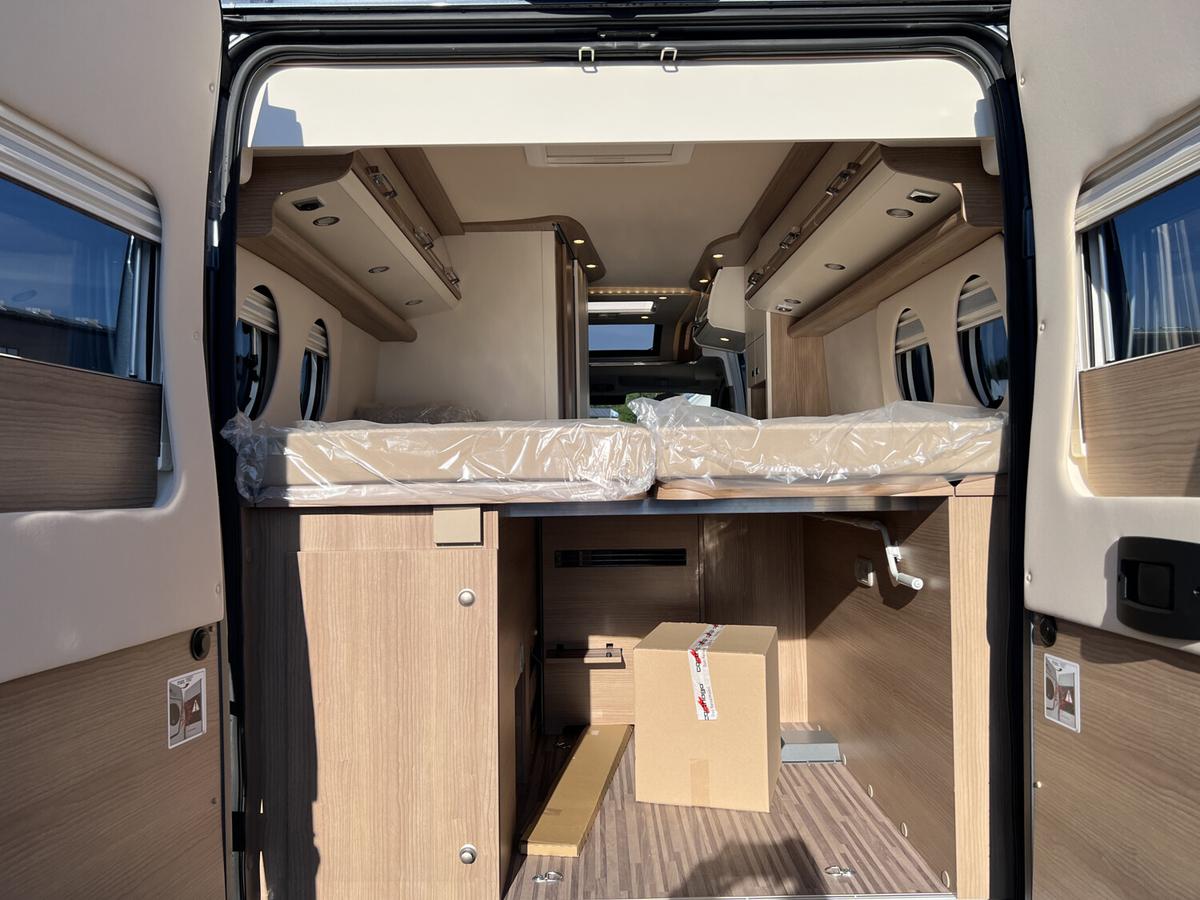 Malibu Van Diversity 640 LE K GT Skyview+180PS+ACC+Markise