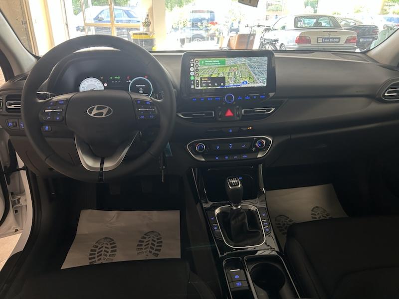 Hyundai i30 KOMBI 1.5 DPI SONDERMODELL GO NAVI*SHZG*LED*PDC*R-CAM