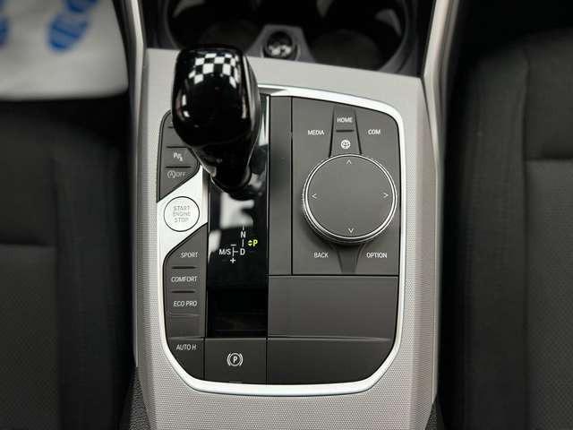 BMW 320 i Advantage |KAM|SHZ|LED|TEMP|LM
