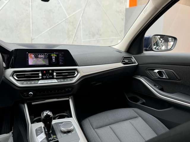 BMW 320 i Advantage |KAM|SHZ|LED|TEMP|LM