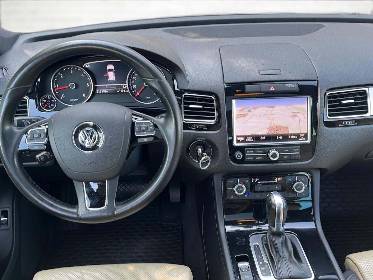 Volkswagen Touareg 3.0 V6 TDI*Standheizung*Leder*Xenon*Pano*