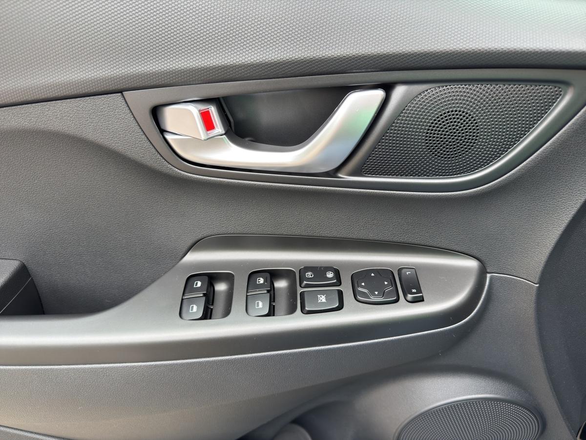 Hyundai KONA Elektro Select 39,2 kwH Klima*PDC*Sitz&Lenkhzg
