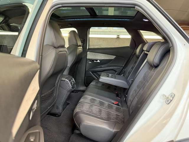 Peugeot 3008 GT Pano AHK LED Massage DAB 360 Leder Navi