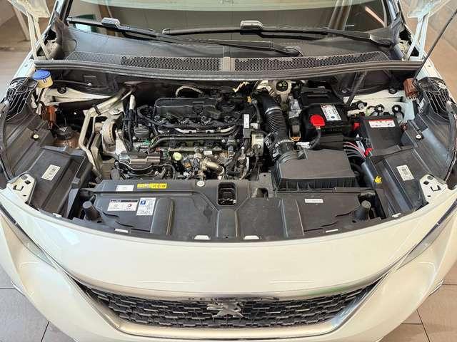 Peugeot 3008 GT Pano AHK LED Massage DAB 360 Leder Navi