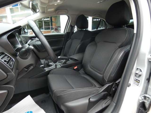 Renault Megane IV Lim. Experience 132PS*NAVI*PDC*LMF*