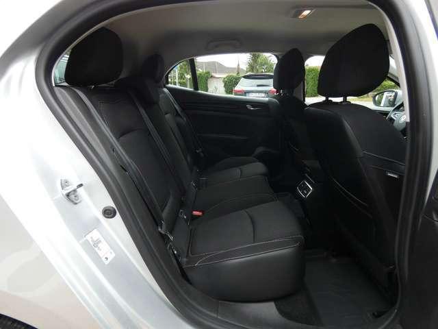 Renault Megane IV Lim. Experience 132PS*NAVI*PDC*LMF*