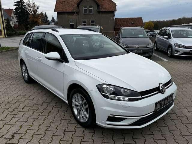 Volkswagen Golf 1.6 TDI Variant *STHZ*NAVI*SHZ*PDC*