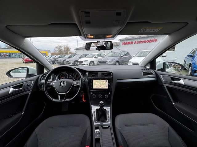 Volkswagen Golf 1.6 TDI Variant *STHZ*NAVI*SHZ*PDC*