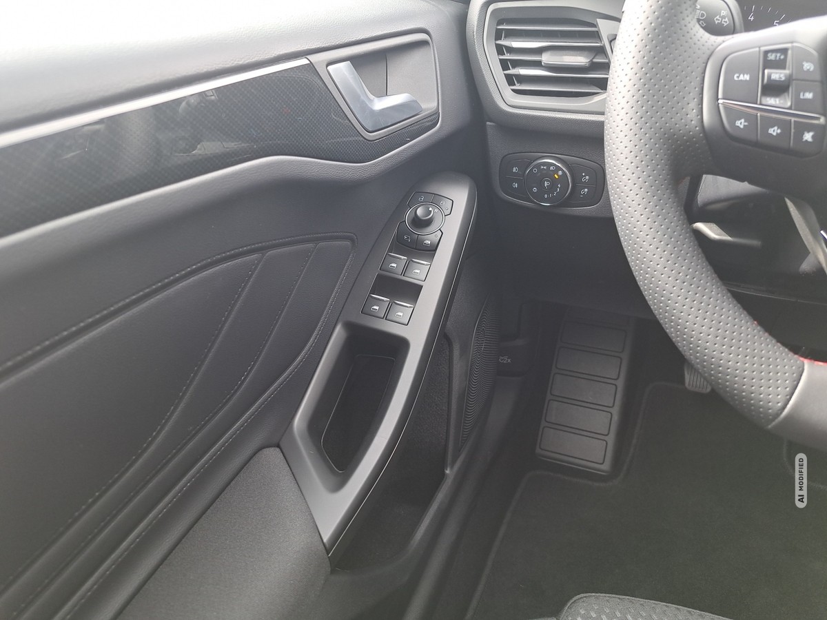 Ford Focus 1.0 EcoBoost Mild-Hybrid ST-Line S/S (EURO 6 