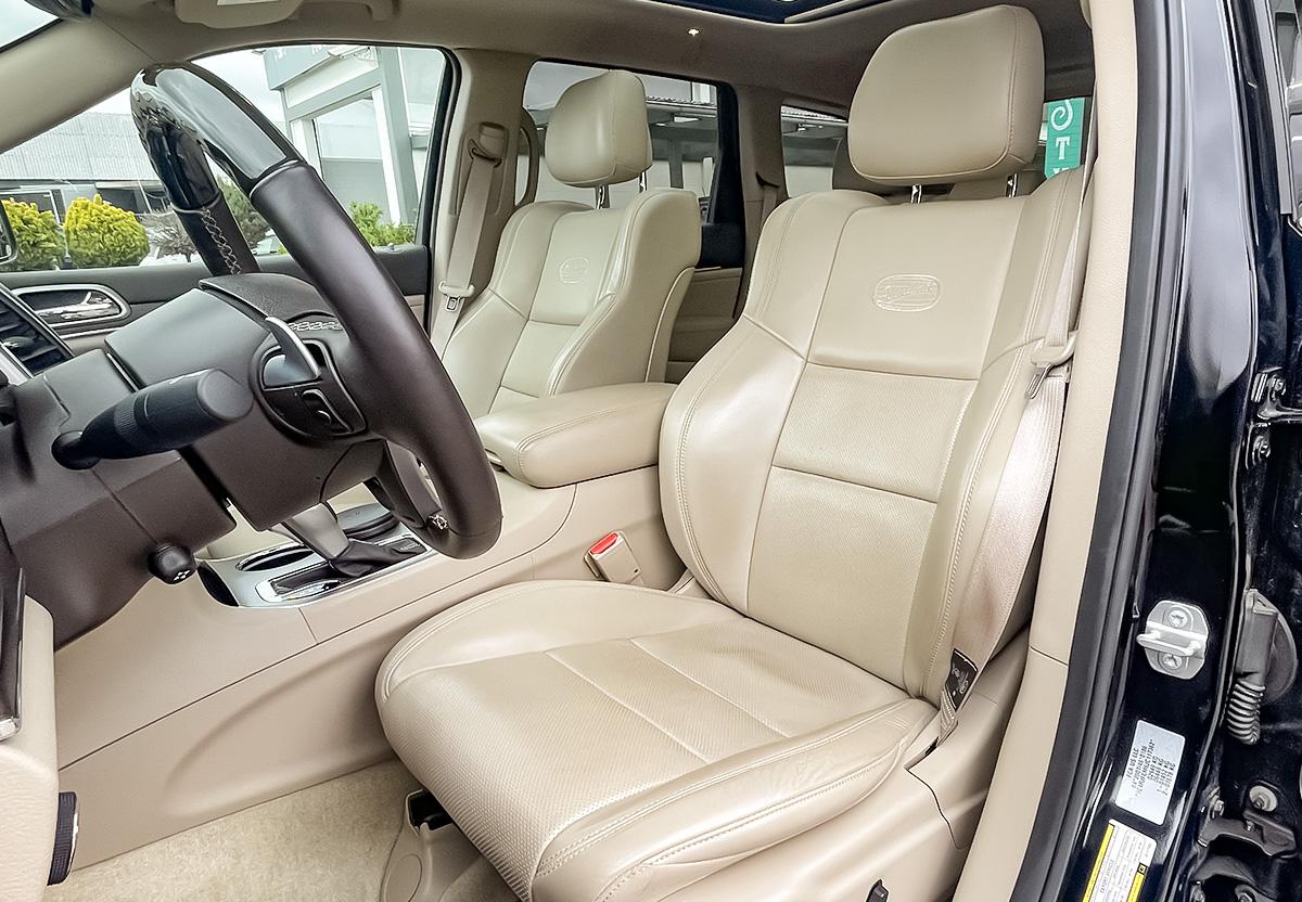 Jeep Grand Cherokee 3,0 CRD Overland PANO RFK SHZ NAVI LUFTFAHRWE