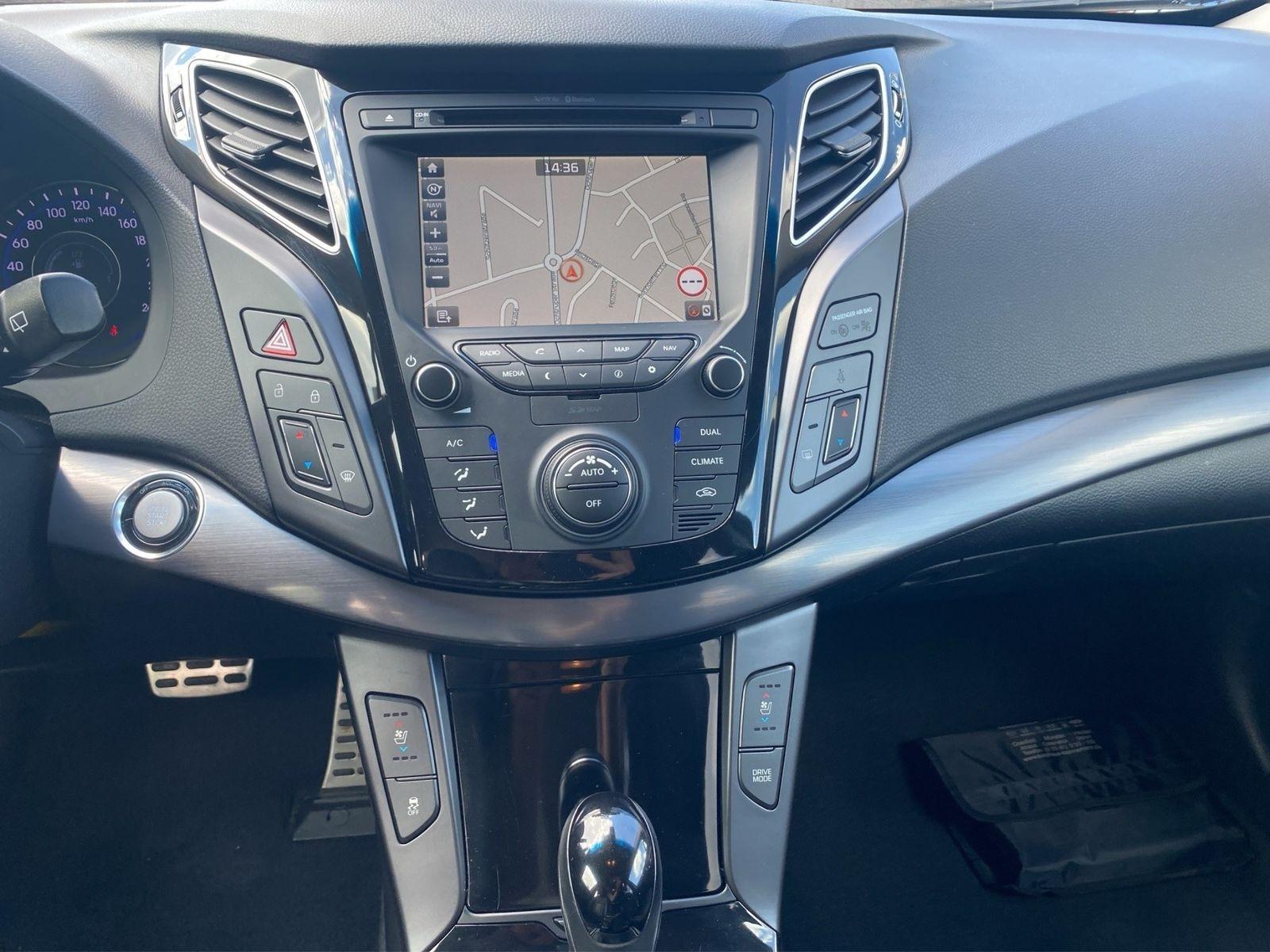 Hyundai i40 cw (VF) blue Premium