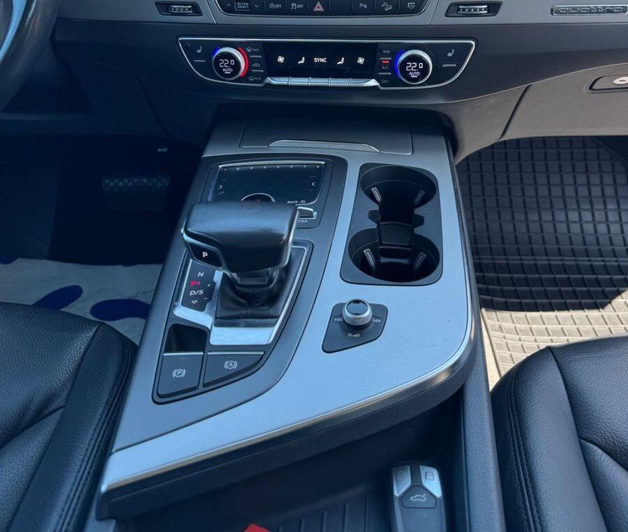 Audi Q7 3.0 TDI ultra quattro,LEDER,NAVI,AHK,ACC