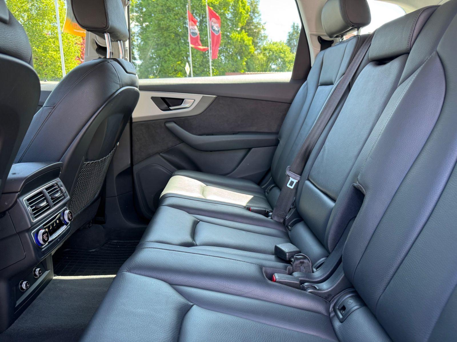 Audi Q7 3.0 TDI ultra quattro,LEDER,NAVI,AHK,ACC