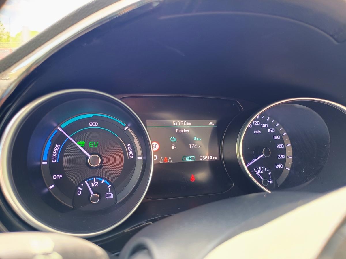 Kia XCeed 1.6 Plug-in Hybrid 1.Hand, GJR, BT, Scheckh. Wenig KM!