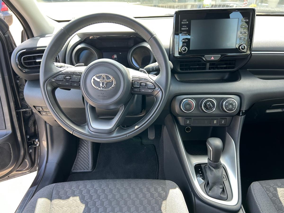 Toyota Yaris 1.5 VVT-iE Team D Aut. Cam.SHZ