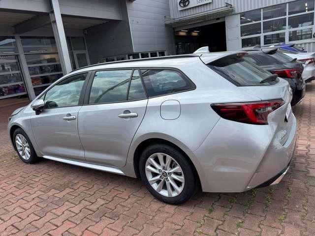 Toyota Corolla 1,8 Hybrid Comfort Touring Sports