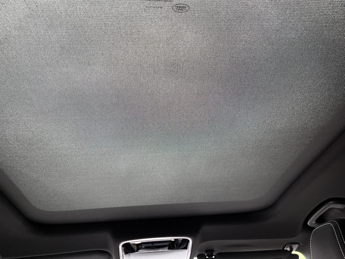 Land Rover Range Rover Velar 2.0 R-DYNAMIC P300*1H*LEDER*PANOR*CAM*SHZ 