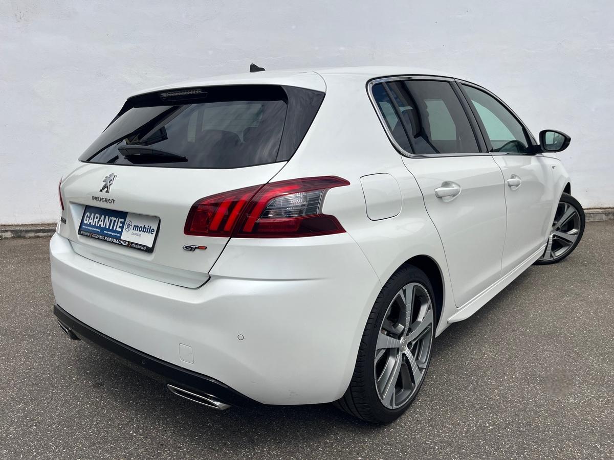 Peugeot 308 1.6  225 GT 6d-TEMP NAVI LEDER LED PANO AHK ABNEHMB