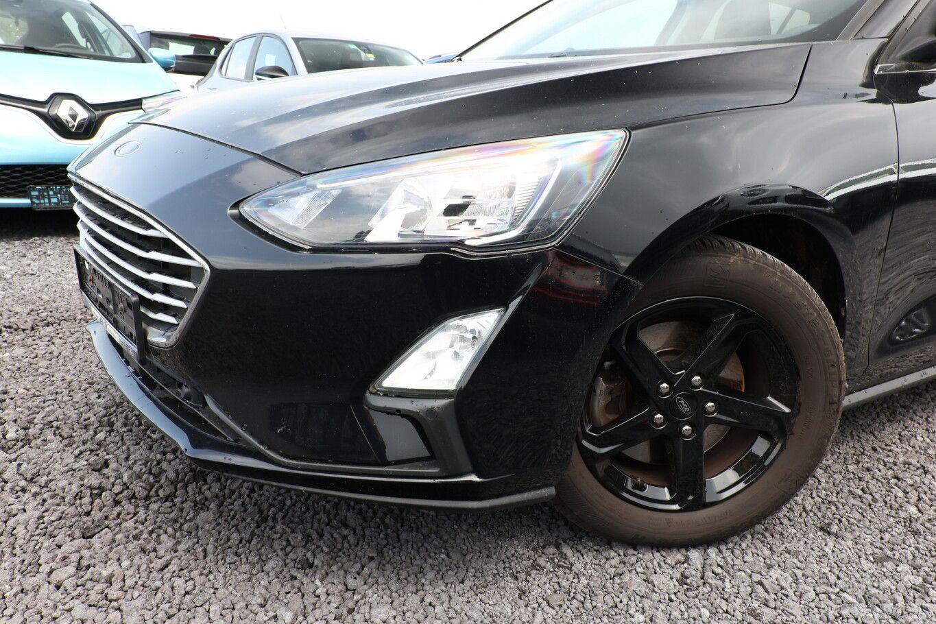 Ford Focus 1.0 EB 155 Cool&Connect LED Nav PDC 17Z