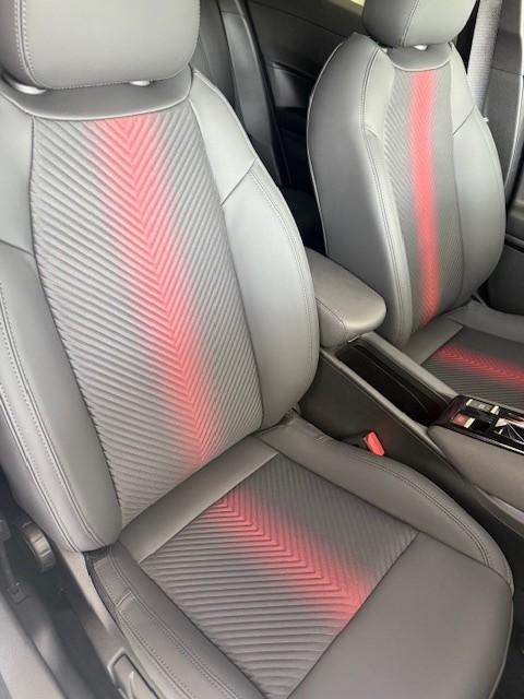 Alfa Romeo Junior Junior 1.2 VGT Mild Hybrid Speciale Sitzh. el.Heckkl.