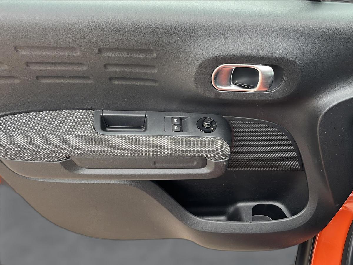 Citroën C3 Aircross 1.2 PureTech 110 Live *Radio*ZV mit FB*BC*