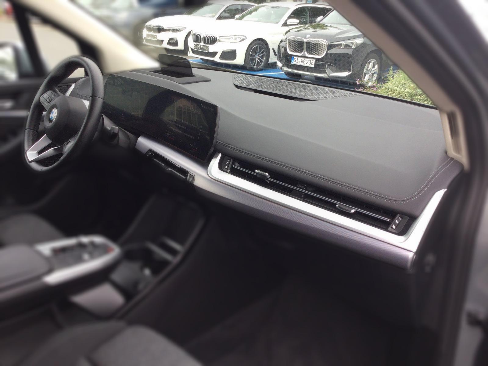 BMW 220 ACTIVE TOURER LC PROF HUD SPORTSITZE AHK DAB KOMFORTZG