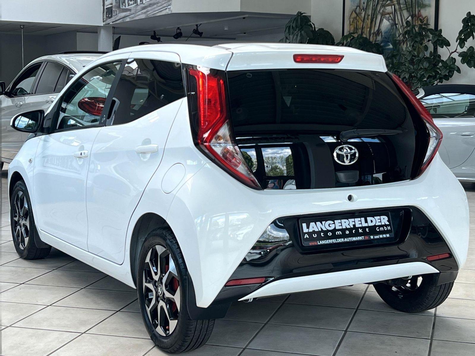 Toyota Aygo 1.0 Team D RFK|CARPLAY|FALTDACH|BLUETOOTH