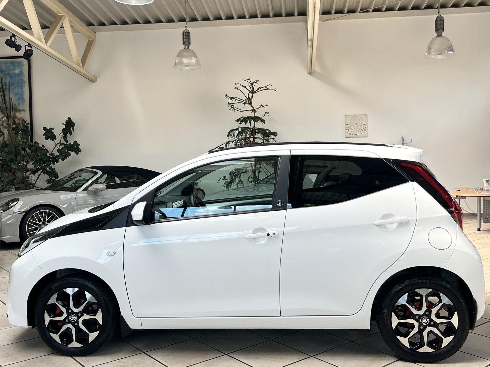 Toyota Aygo 1.0 Team D RFK|CARPLAY|FALTDACH|BLUETOOTH