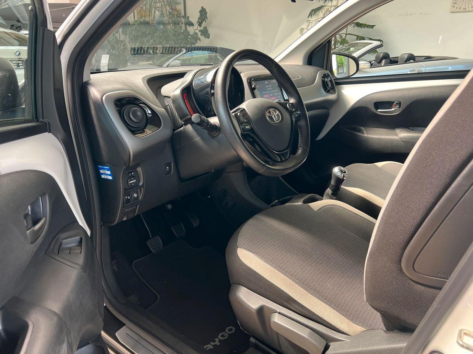 Toyota Aygo 1.0 Team D RFK|CARPLAY|FALTDACH|BLUETOOTH