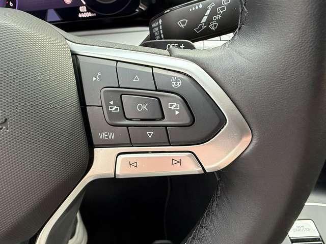 Volkswagen Golf VIII Var. TDI DSG Life LED Navi Virtual DAB