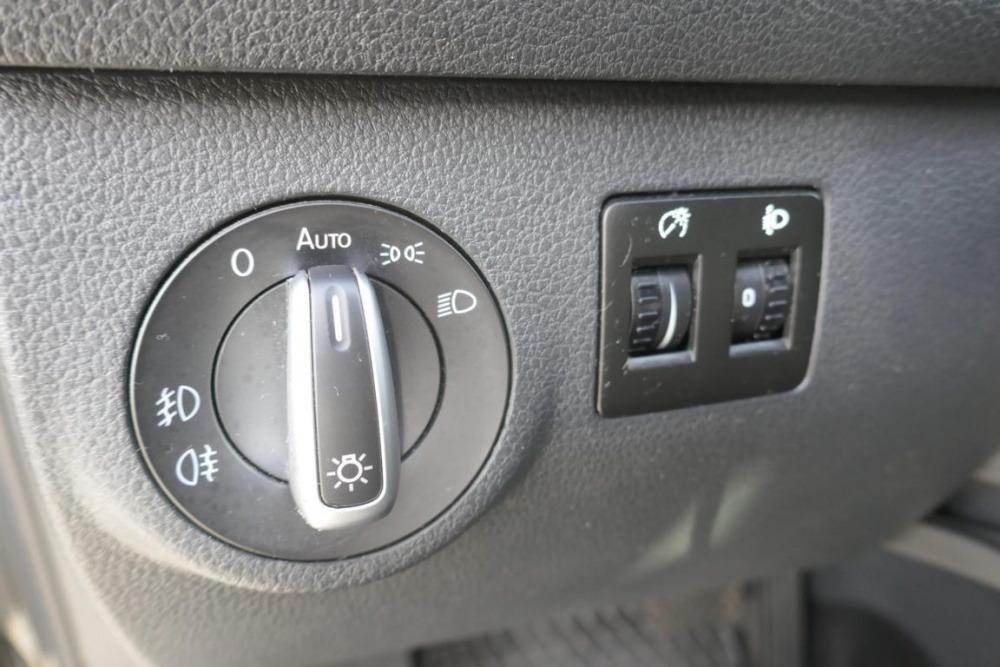 Volkswagen Caddy HIGHLINE 92kW NaviKameraXenonAlcantaraAHK