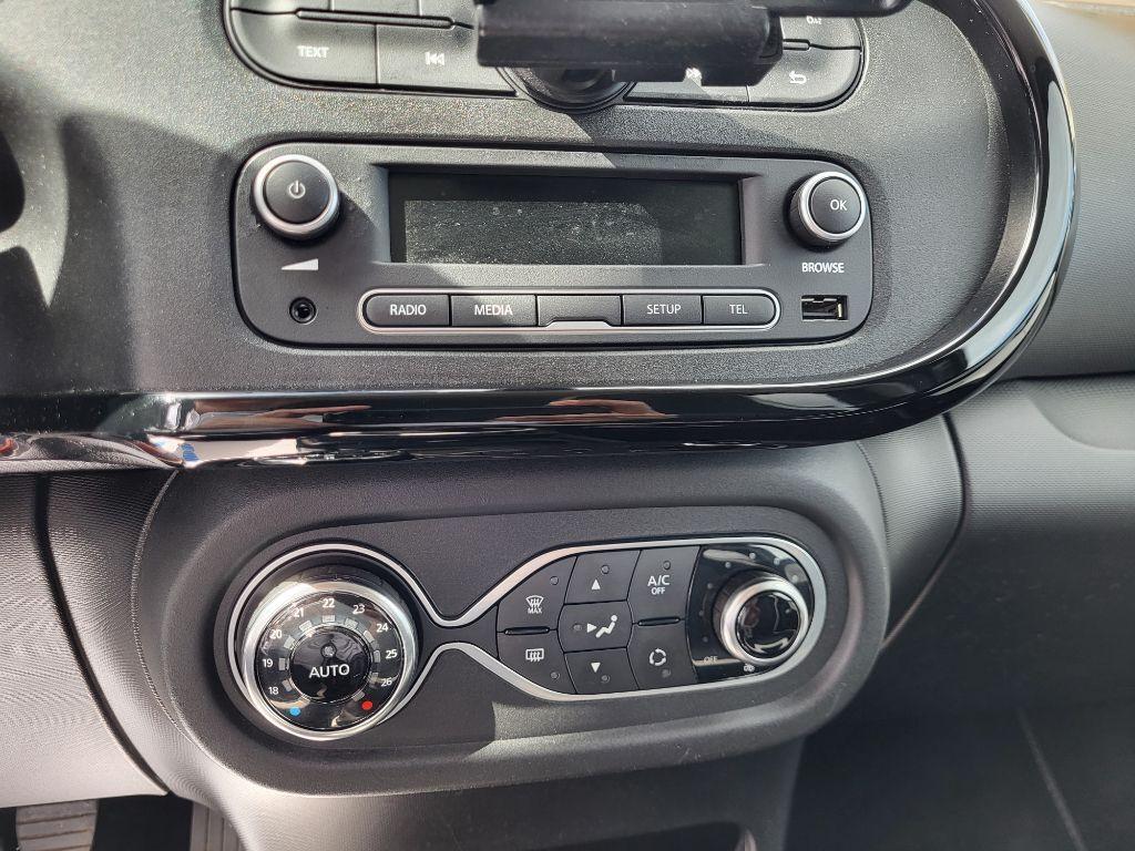 Renault Twingo SCe 70 >0 % Anzahlung<