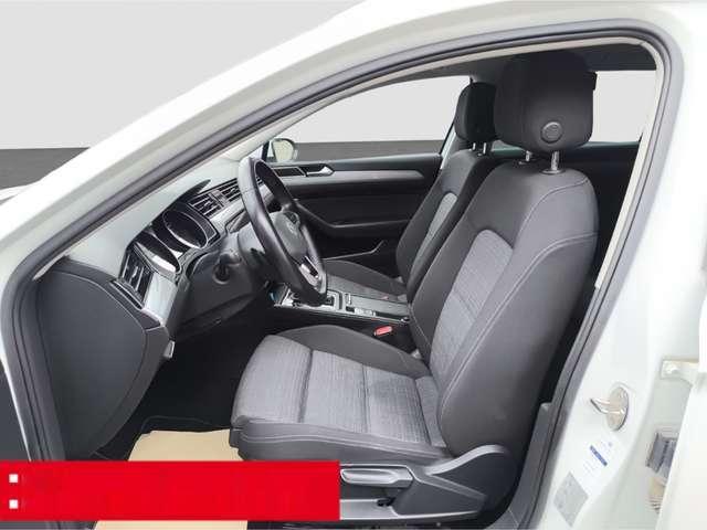 Volkswagen Passat Variant 2.0 TDI DSG Business AHK ACC NAVI