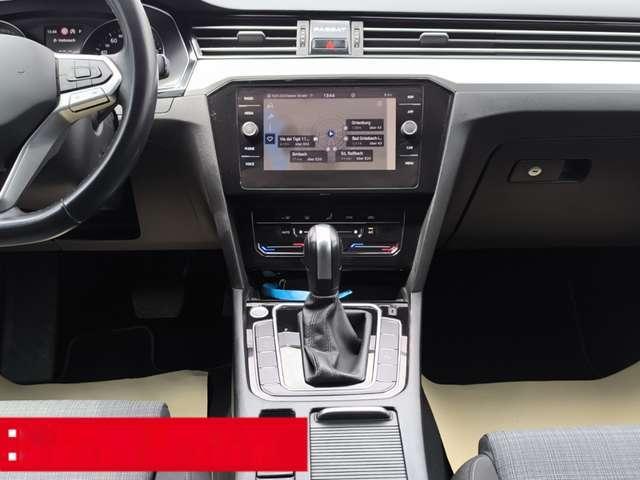 Volkswagen Passat Variant 2.0 TDI DSG Business AHK ACC NAVI