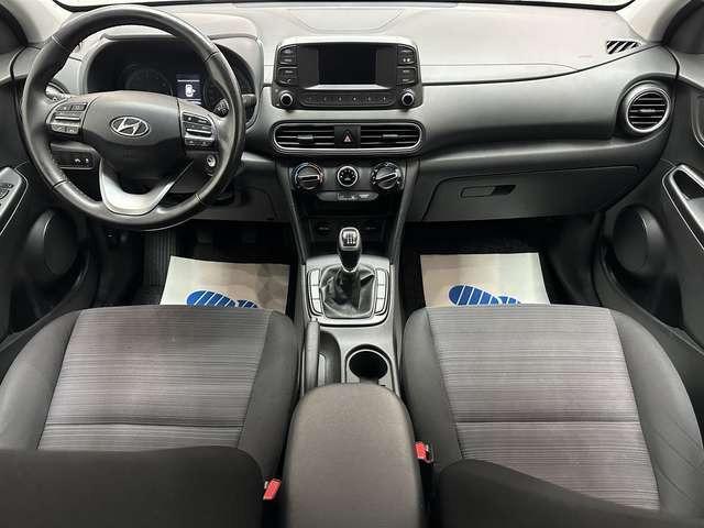 Hyundai KONA Select 2WD 
