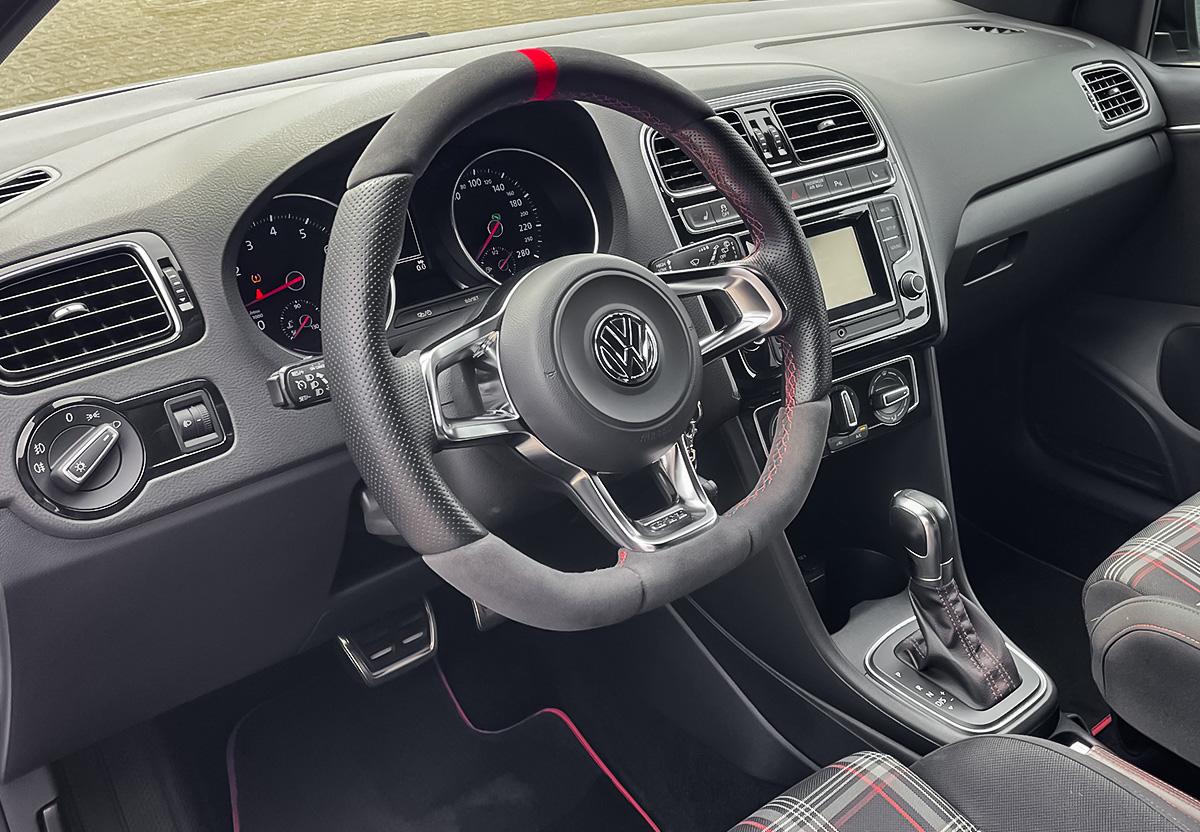 Volkswagen Polo 1.8 TSI GTI LED PDC SHZ