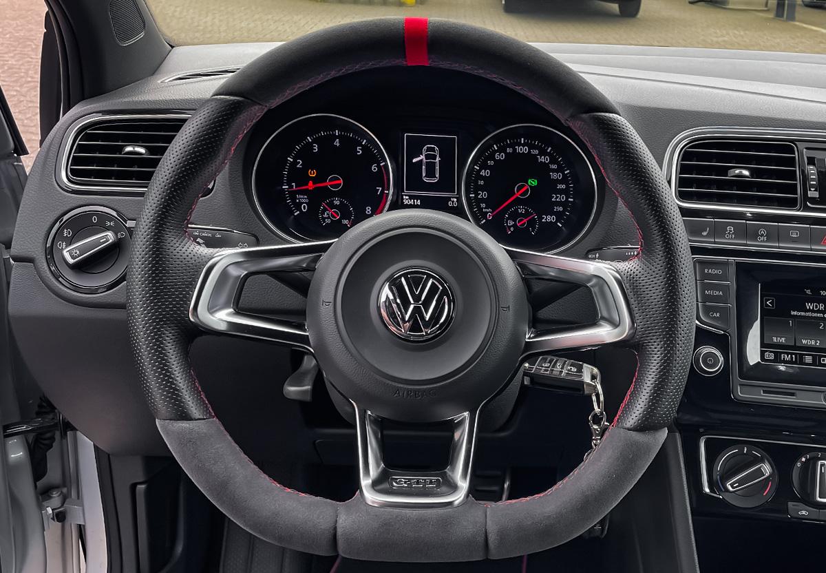Volkswagen Polo 1.8 TSI GTI LED PDC SHZ