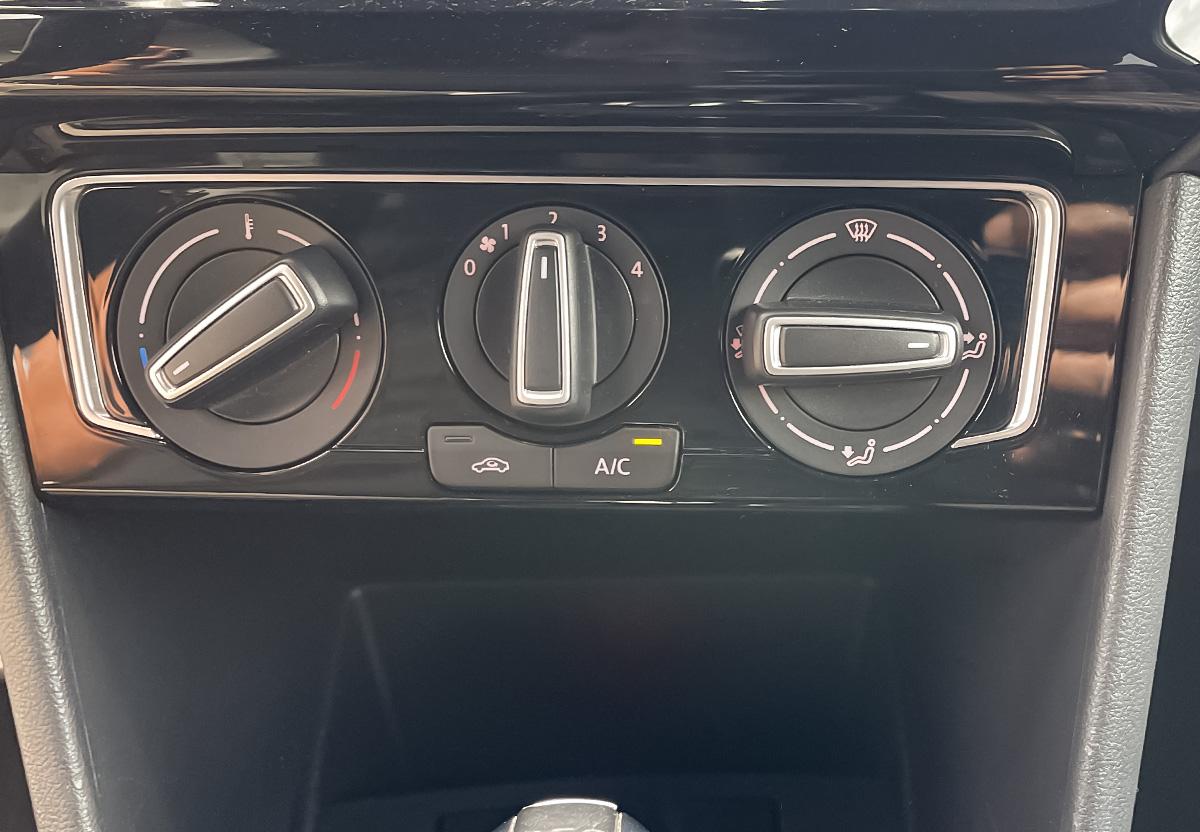 Volkswagen Polo 1.8 TSI GTI LED PDC SHZ